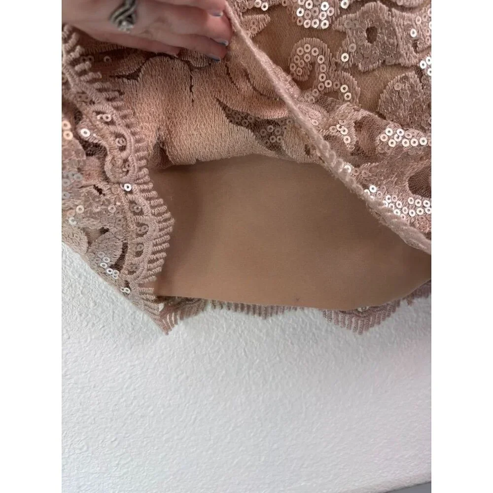 Dress the population women's small beige lace overlay fitted mini party dress - Picture 6 of 9